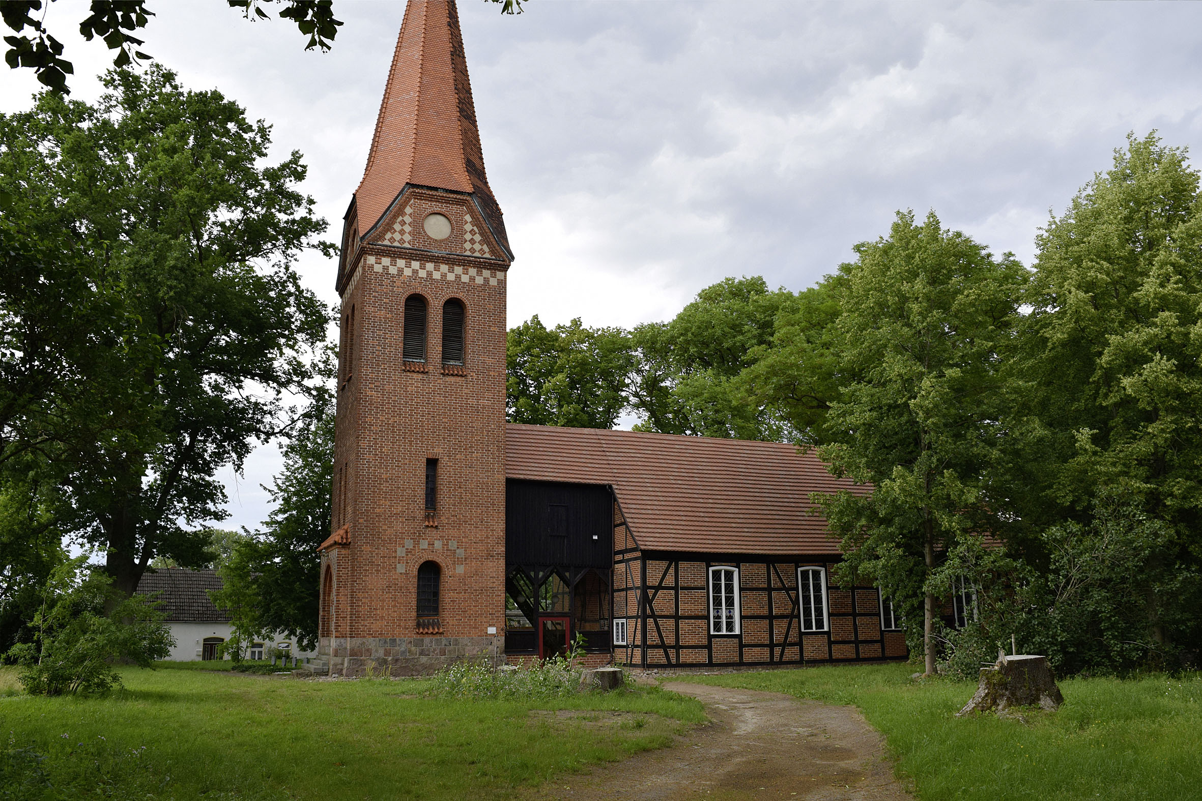 Kirche Marnitz (Foto: Herbert Hundrich)