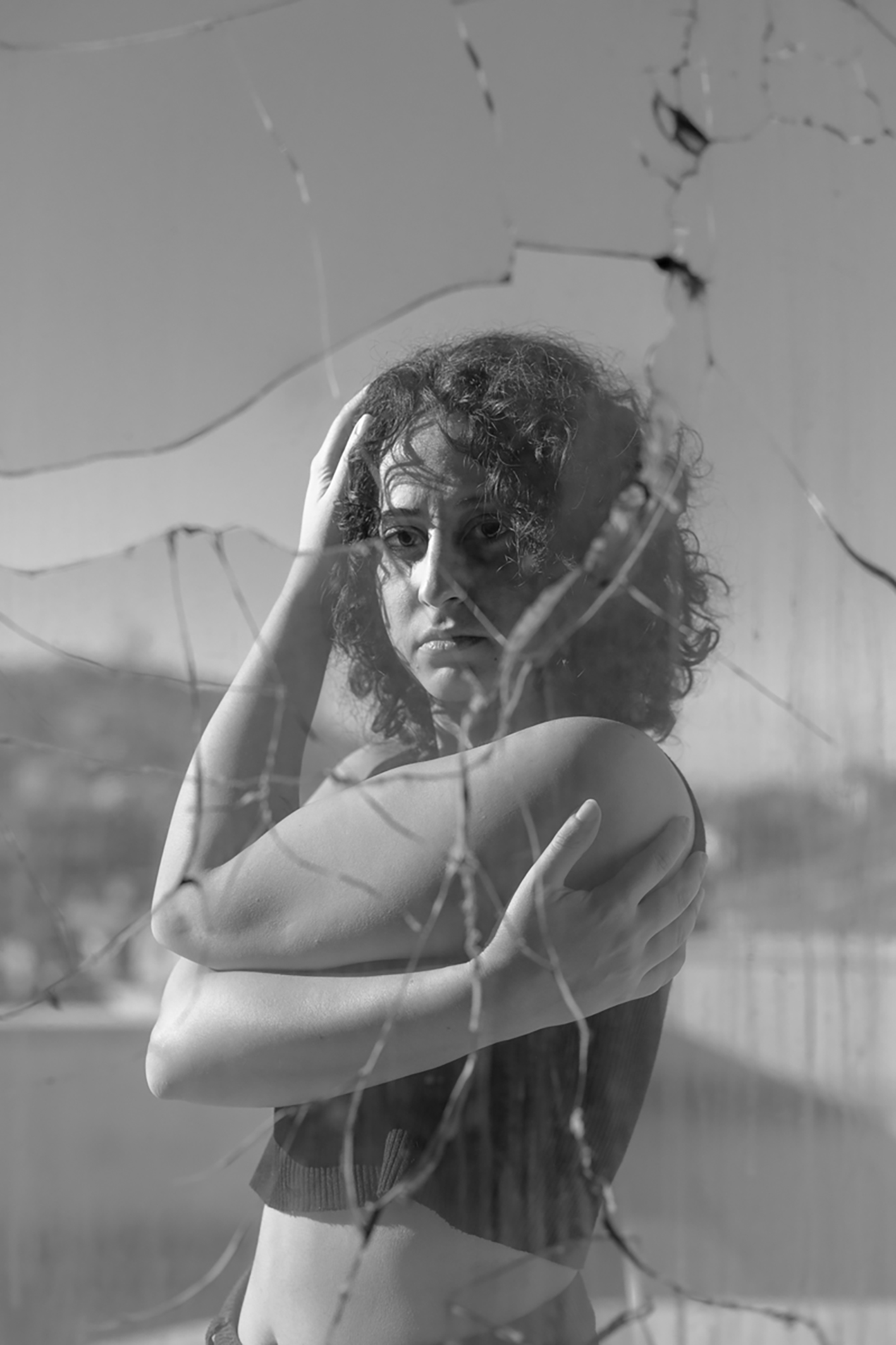 Jana Wehbe: Fractured. 2024, Selbstportrait