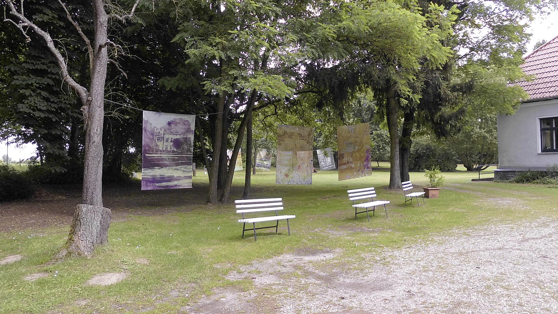 Grafiken auf der Streuobstwiese